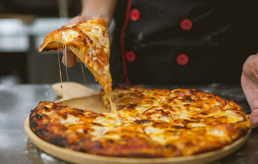 delicious pizza in Victorville, CA